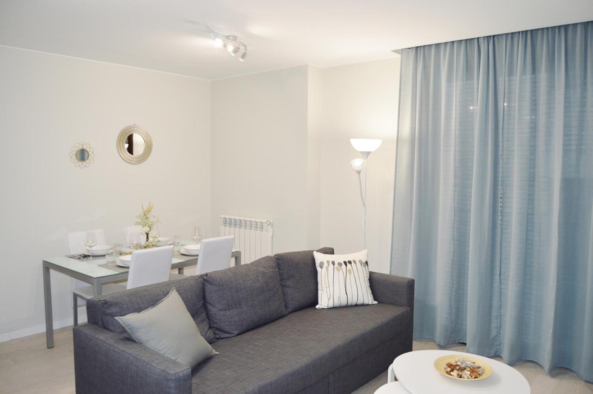 Apartamenticos Plaza Del Pilar I サラゴサ エクステリア 写真